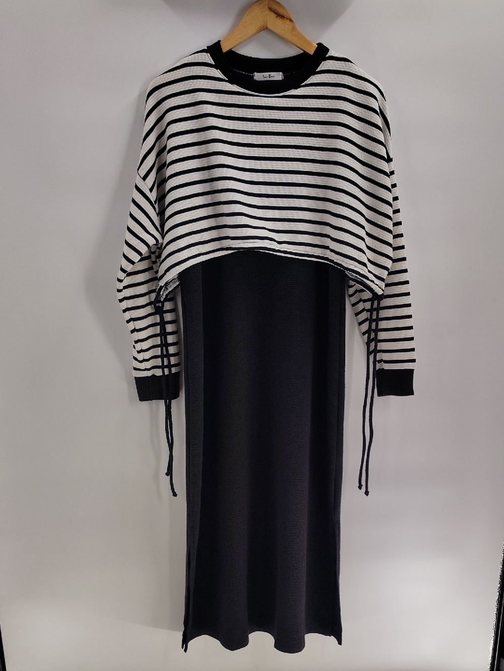 Tres Bien 2-in-1 Striped Long Sleeve Top Black Dress Set Size Small Stretch